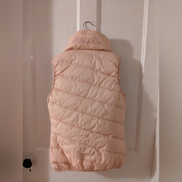 Pink puffy Bench vest - Picture 2 of 5